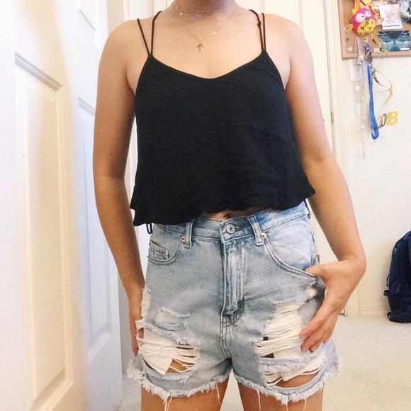 Forever 21 Tops - Black crop top